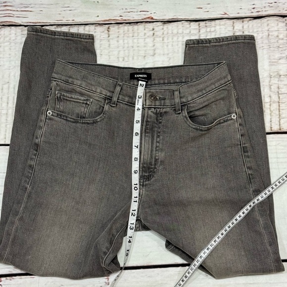 EXPRESS TAPERED ANKLE HIGH RISE women’s JEANS in grey size 4R Mom Jeans EUC - Picture 12 of 14